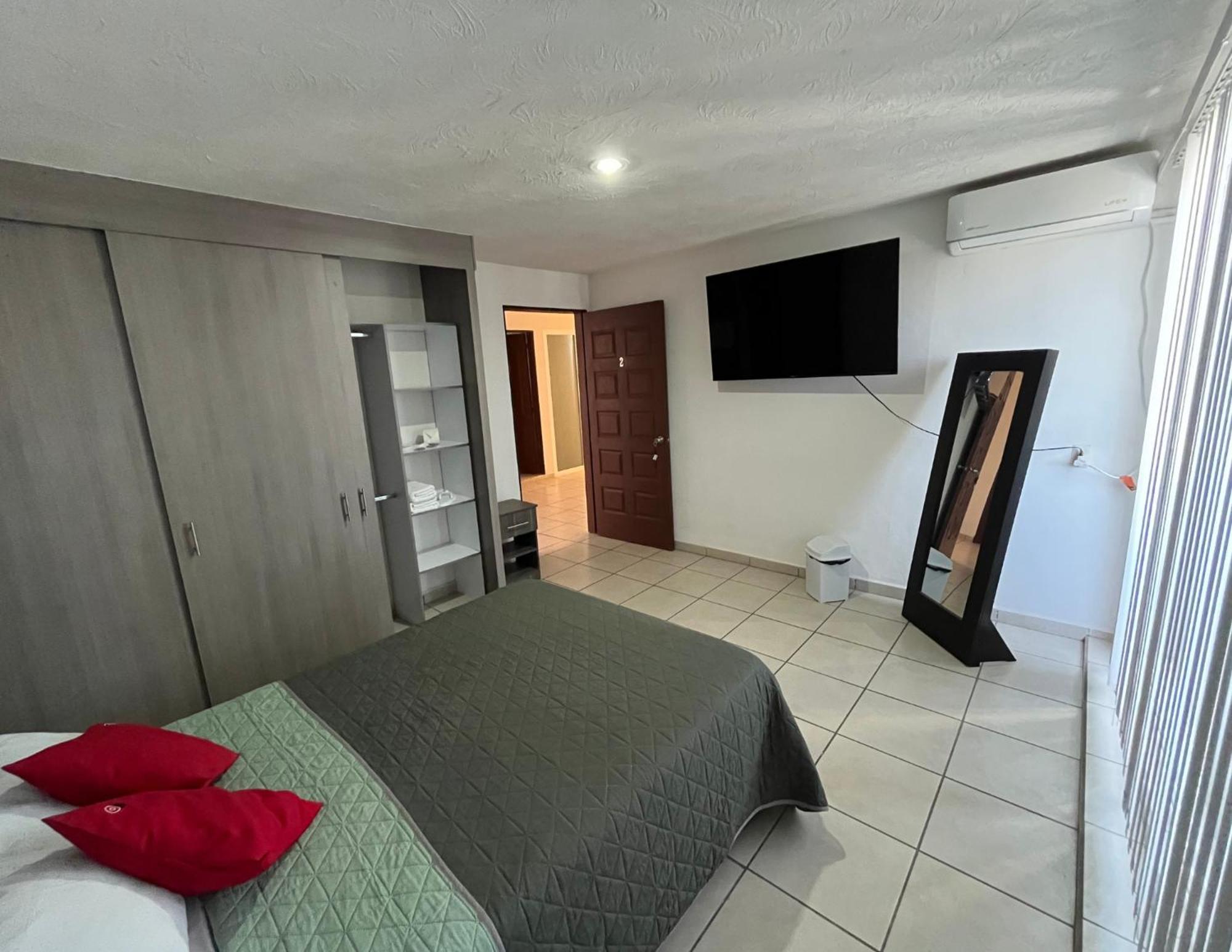 2 Venator House Boutique Apartment Leon Exterior photo